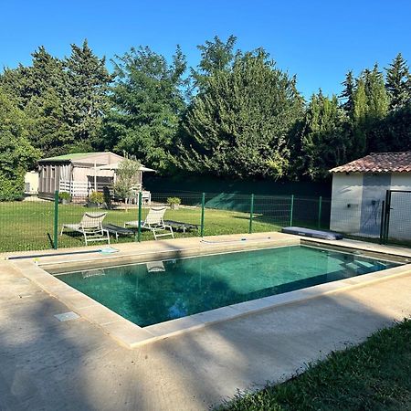 Avignon, Joli Chalet En Campagne Tres Proche De La Ville ภายนอก รูปภาพ